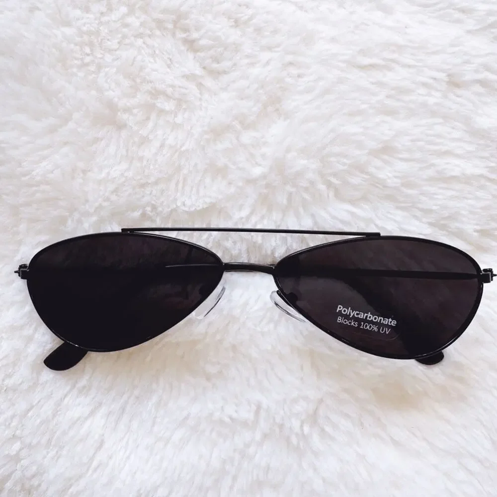 Carl Black Aviator Slim Sunglasses